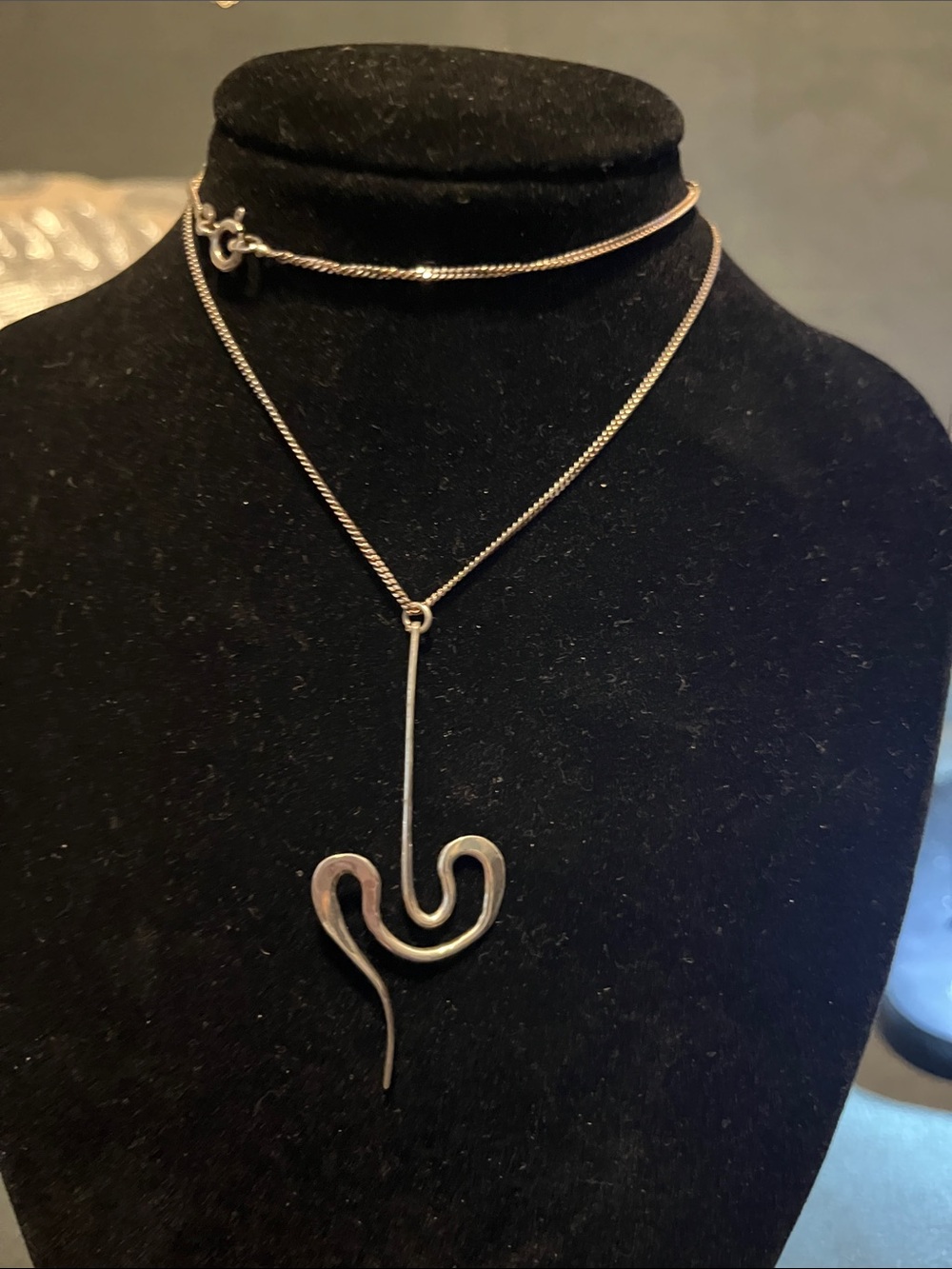 Italy 925 Silver Necklace and Unique Swirl Pendant